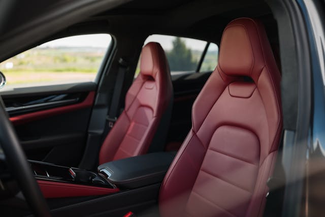 2024 Porsche Panamera interior seats