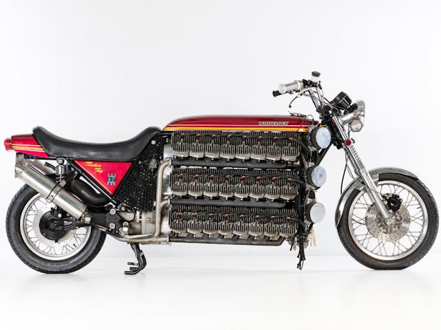 <a href="https://luxurycardeals.com/news/48-cylinder-whitelock-motorcycle-story"><a href="https://luxurycardeals.com/news/48-cylinder-whitelock-motorcycle-story">48-cylinder Whitelock motorcycle</a></a>