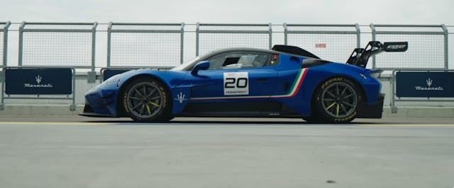 Maserati MC20 GT2 side profile
