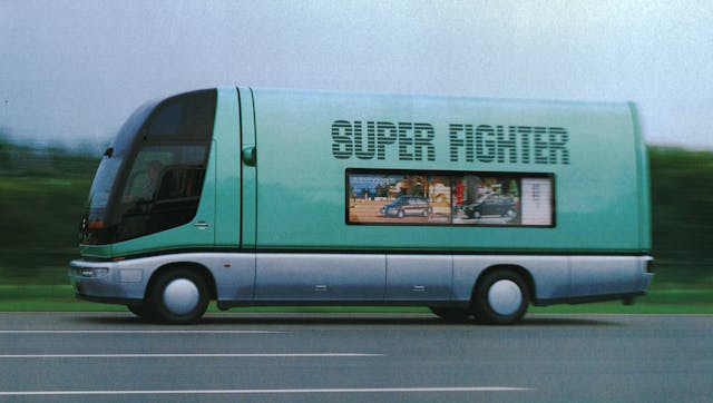 1990 Super Fighter concept bus side pan action