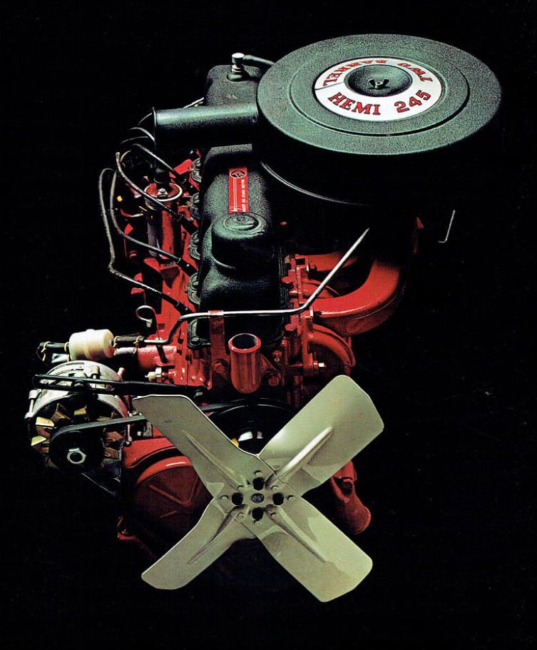 Chrysler Valiant Hemi 245 engine vertical