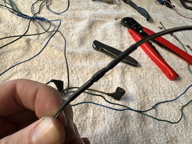 wiring splice with heat shrink