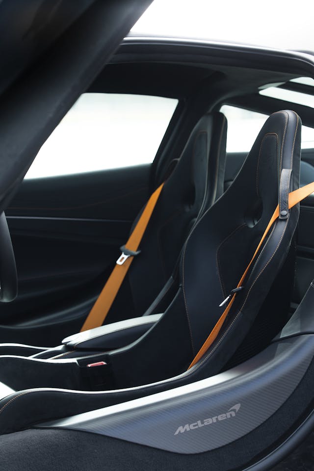 2024 McLaren 750S interior seats vertical