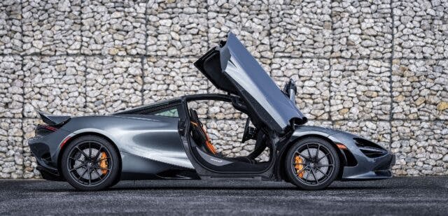 2024 McLaren 750S graphite side profile