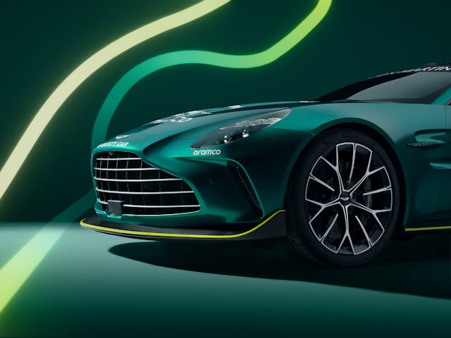 Aston Martin Vantage F1 safety car3
