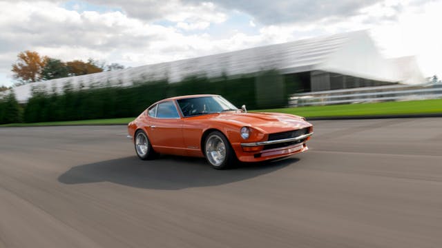 Datsun Outlaw Z 1973 240Z custom front three quarter driving action