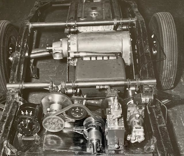 Paxton Phoenix steam car engine mounted between rear wheels