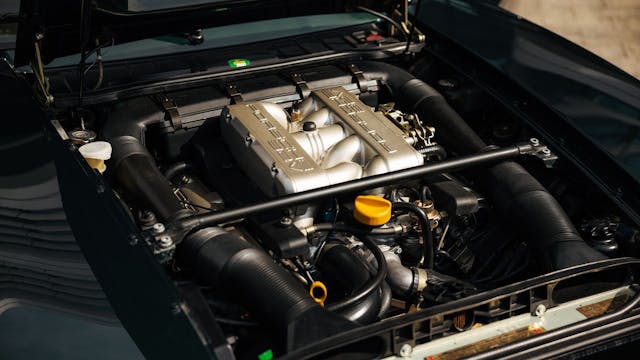 1989 Porsche 928 Club Sport V-8 engine