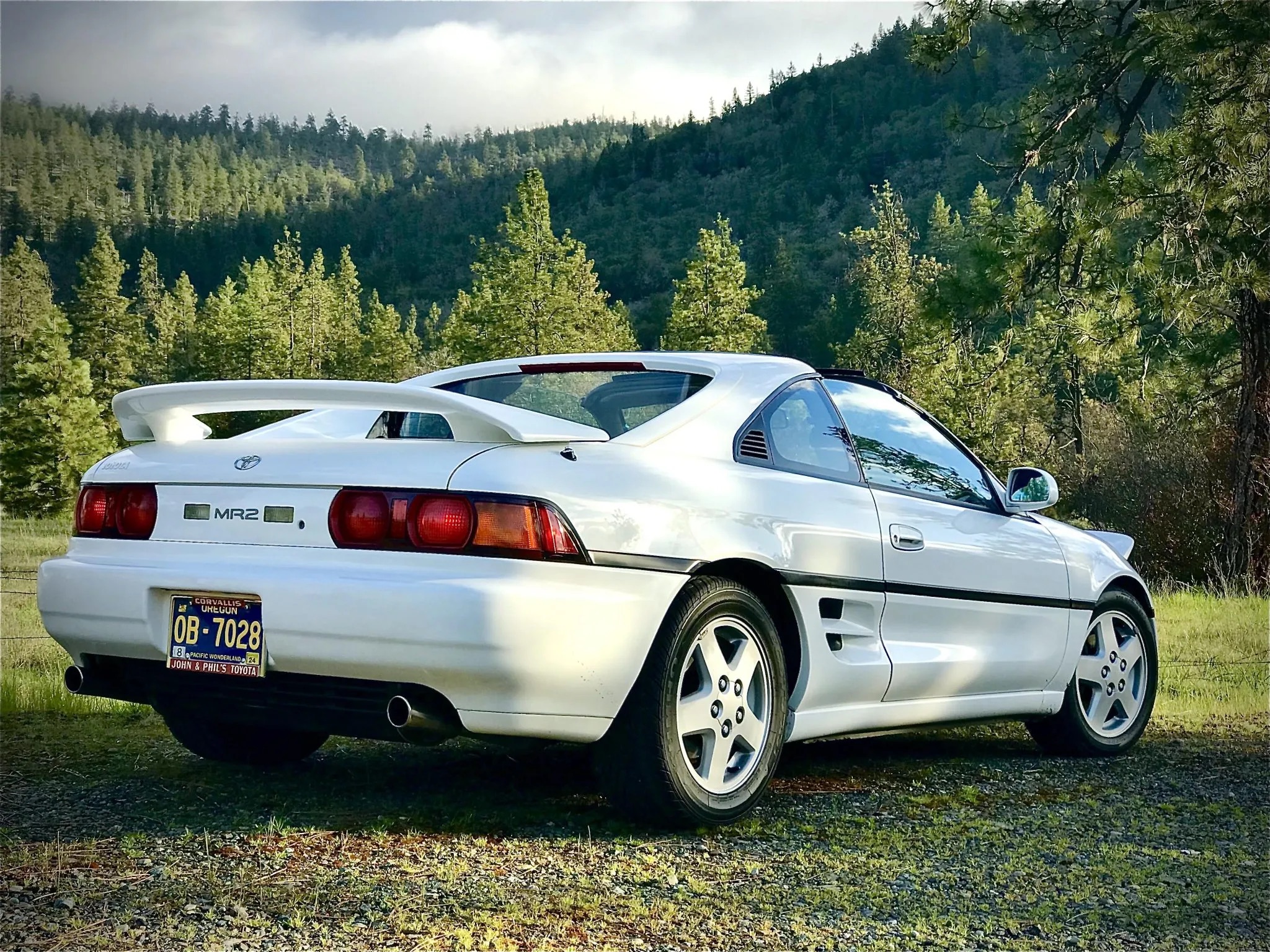 1995-Toyota-MR2-3.jpg?auto=
