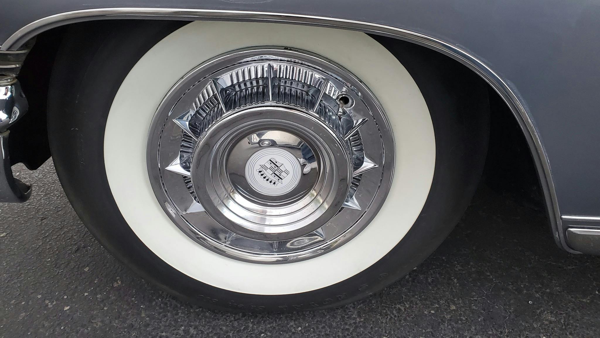 1960 Cadillac Eldorado Biarritz whitewall tire