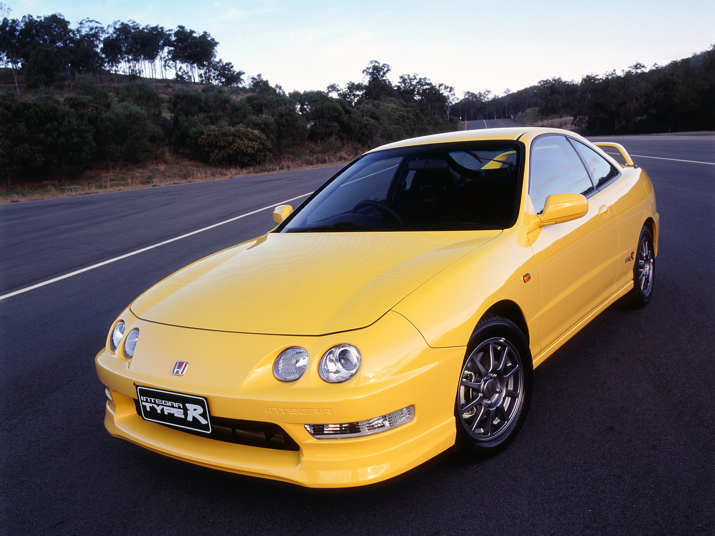 Was Oldsmobile's Achieva SCX an American Type-R? - Hagerty Media