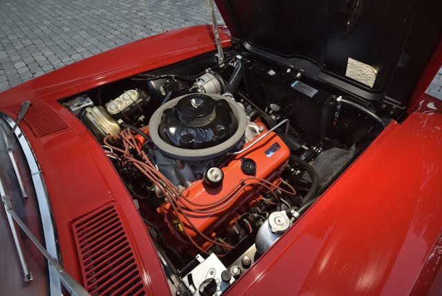 L88 Corvette engine bay