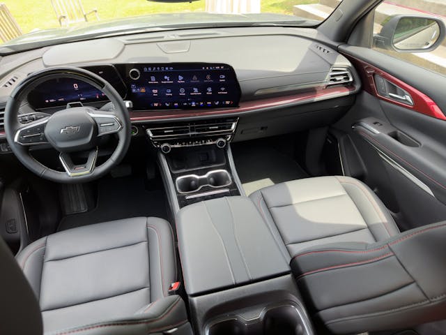 2024 Chevrolet Traverse Z71 interior