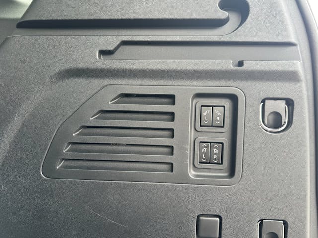 2024 Chevrolet Traverse RS fold seats trunk control panel