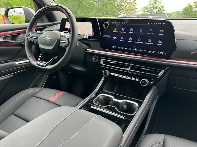 2024 Chevrolet Traverse RS interior dash