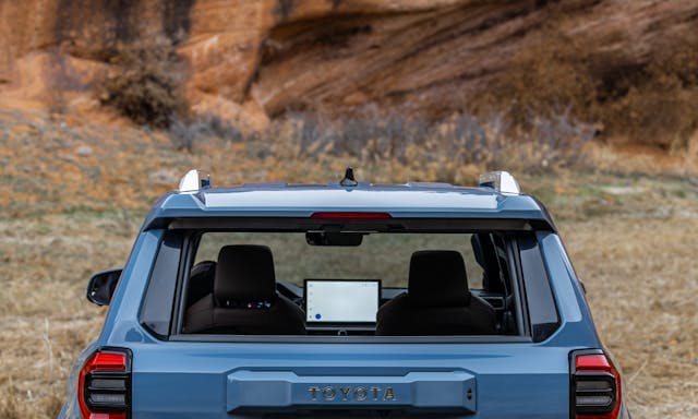 Toyota 4Runner exterior roll-down rear window teaser photo