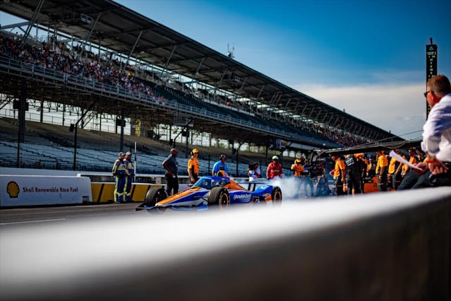 2025 Indy 500 Qualifying pit Kyle Larson