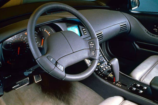 Cadillac Aurora Concept interior