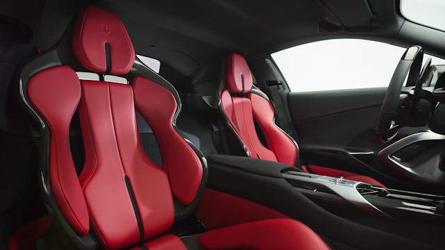 Ferrari V12 Cylindri interior seats