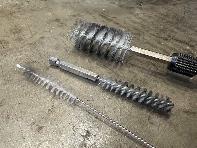 plastic bristle brushes
