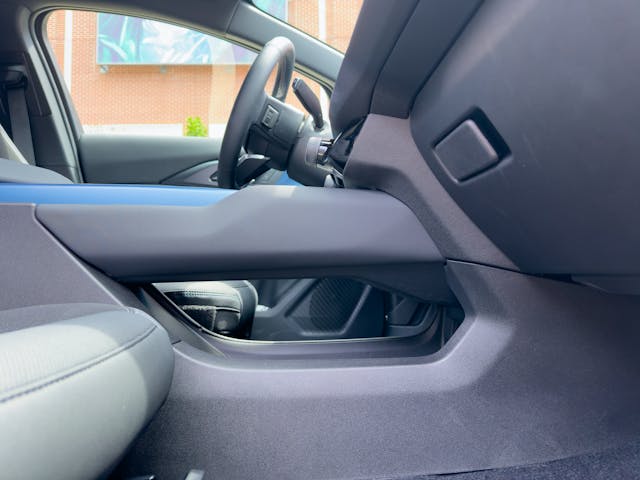 2024 Chevrolet Equinox EV interior pass through purse storage