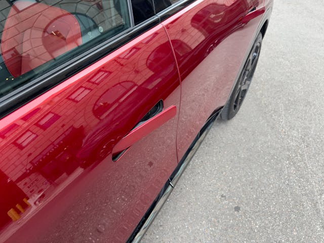 2024 Chevrolet Equinox EV RS door handles flush
