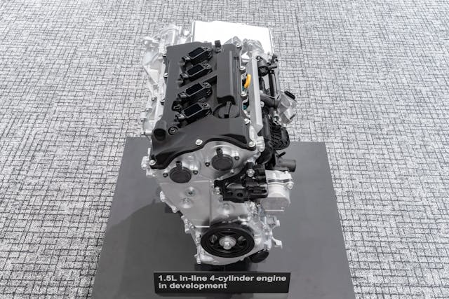1.5L in-line 4-cylinder engine front in development by Toyota Motor Corporation
