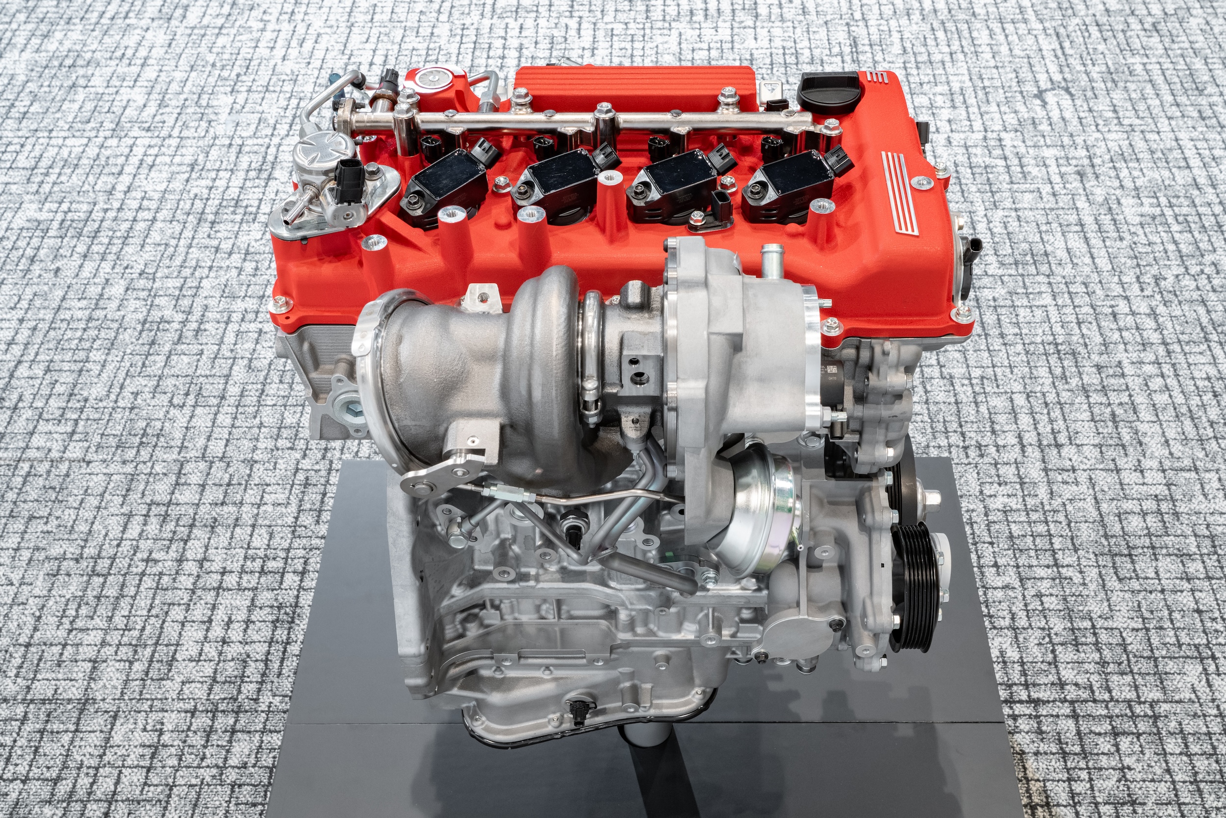 Motor 2.0L de 4 cilindros em linha sendo desenvolvido pela Toyota Motor Corporation