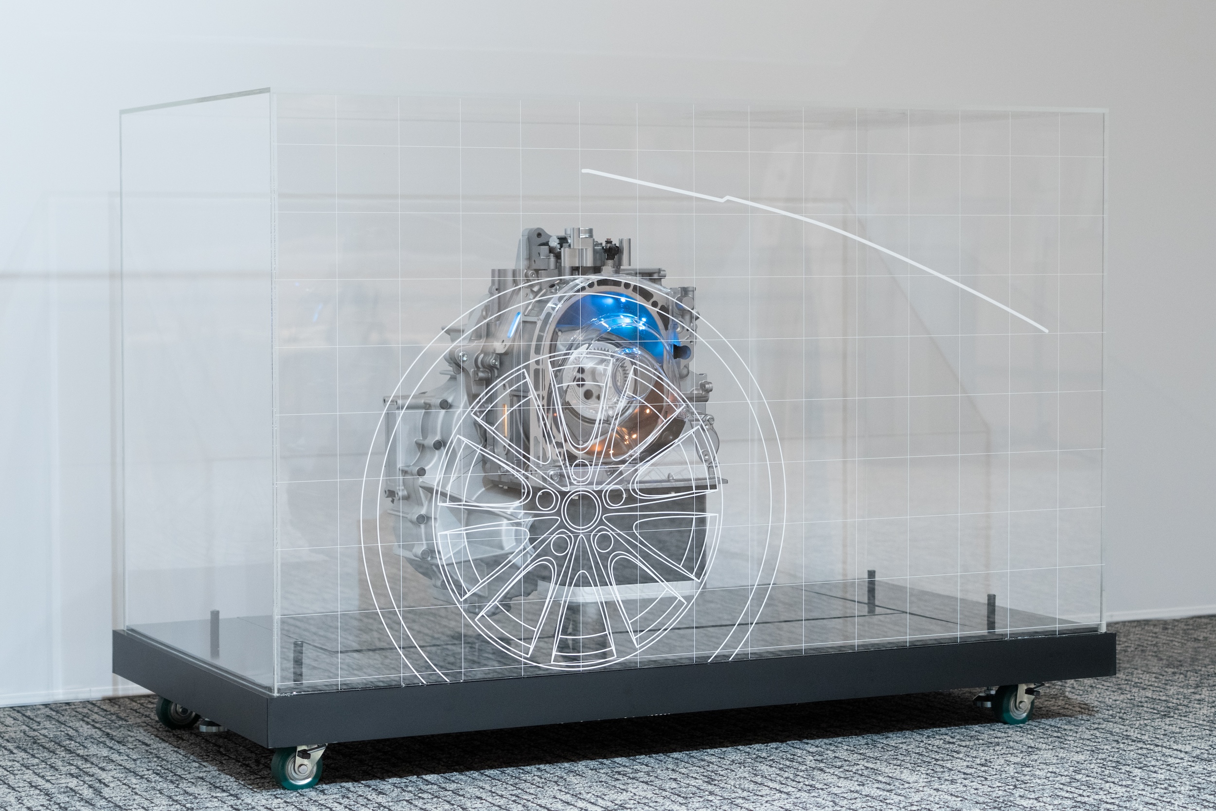 Conceito de sistema EV de rotação de 1 rotor da Mazda Motor Corporation