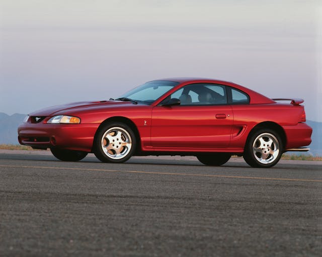 1996_ford_mustang_gt_convertible side
