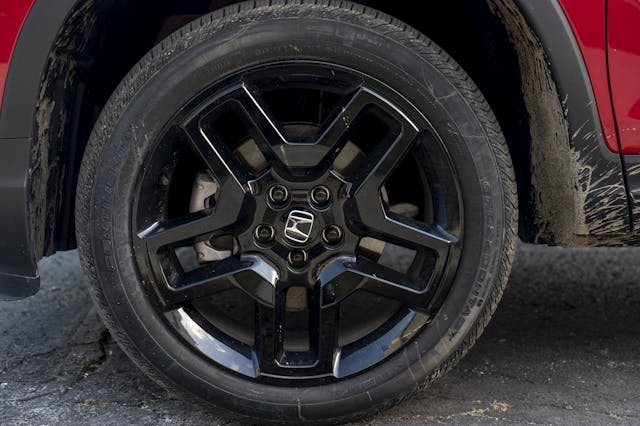 2024 Honda Passport Black Edition wheel mud