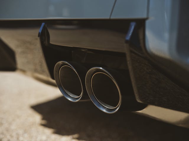 2025 BMW M2 dual exhaust pipes detail