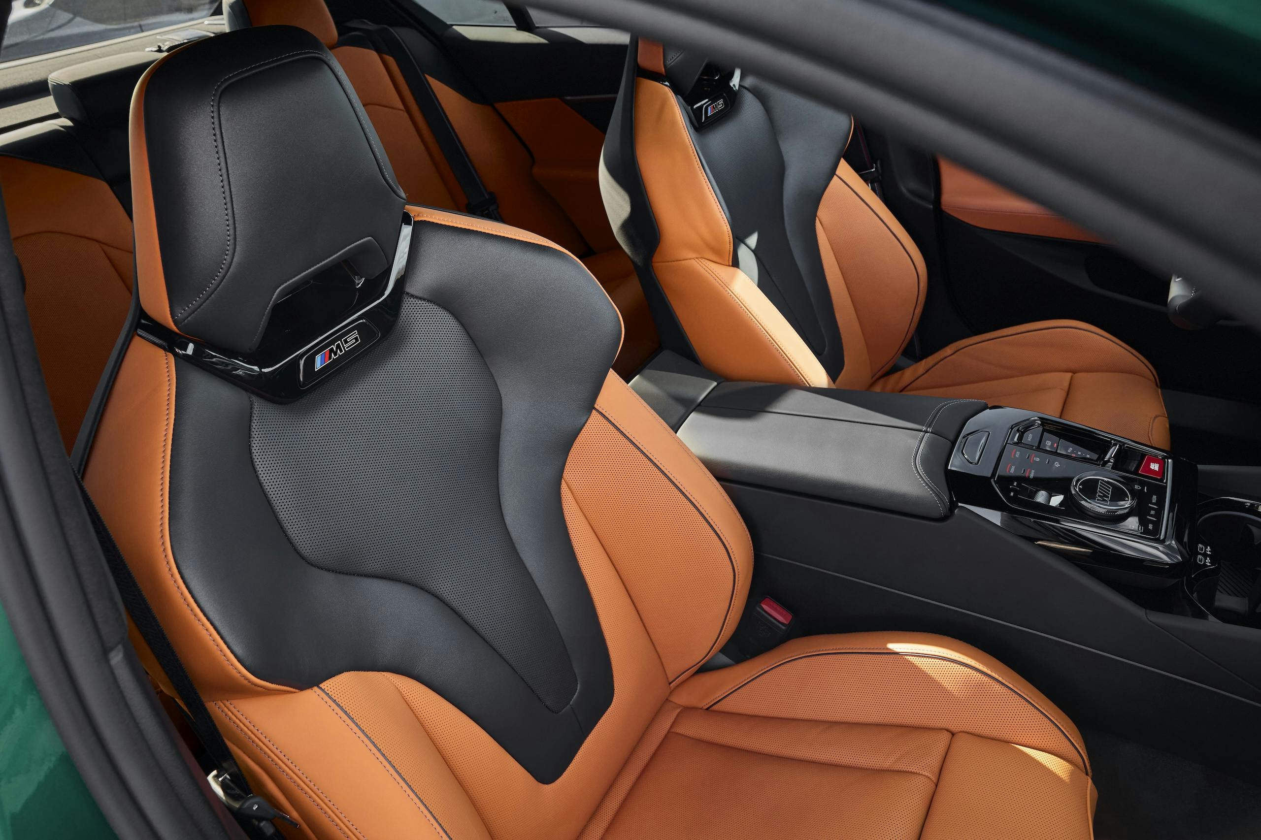 2025 BMW M5 interior seats