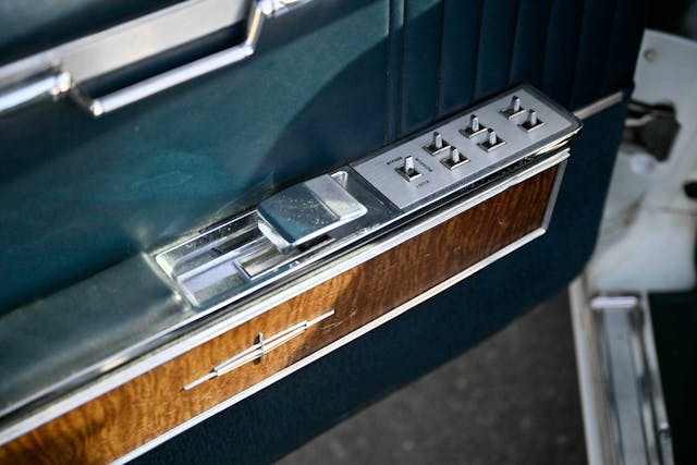 Continental Convertible interior door panel details