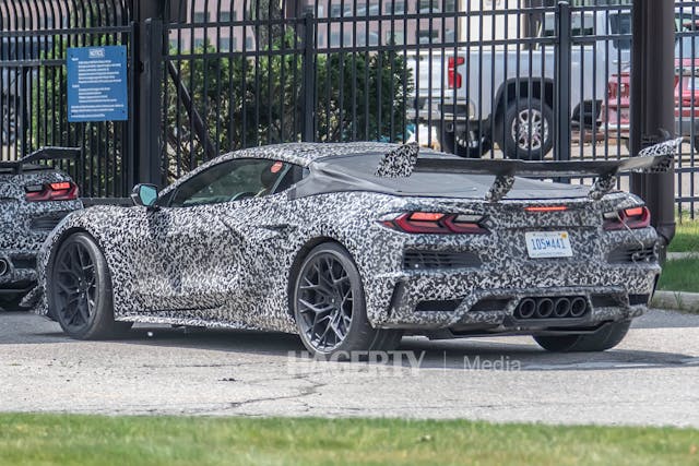 Chevrolet ZR1 rear three quarter spy shot
