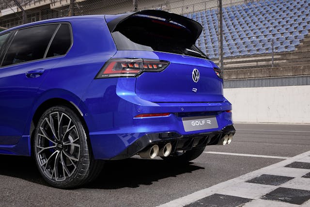 Golf R side view