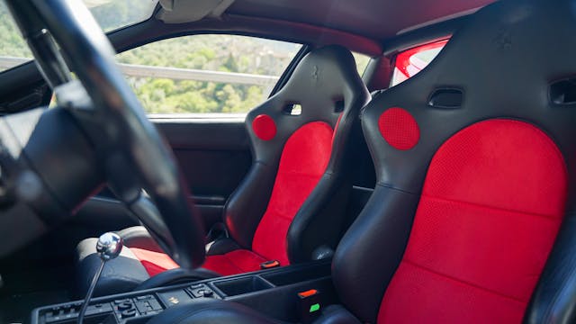 Ferrari F512M interior