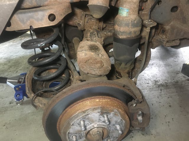 Nissan Aramada suspension rust