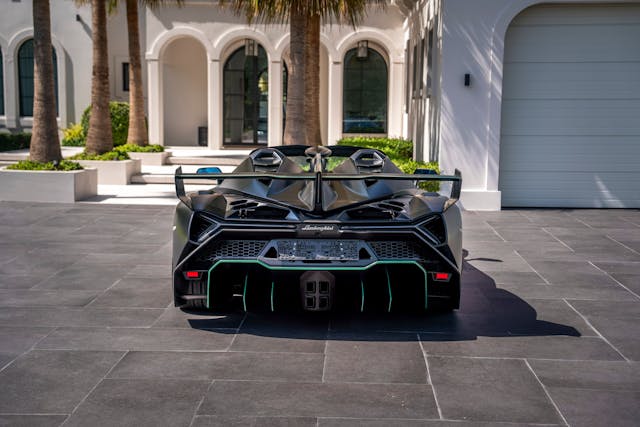lamborghini veneno rear