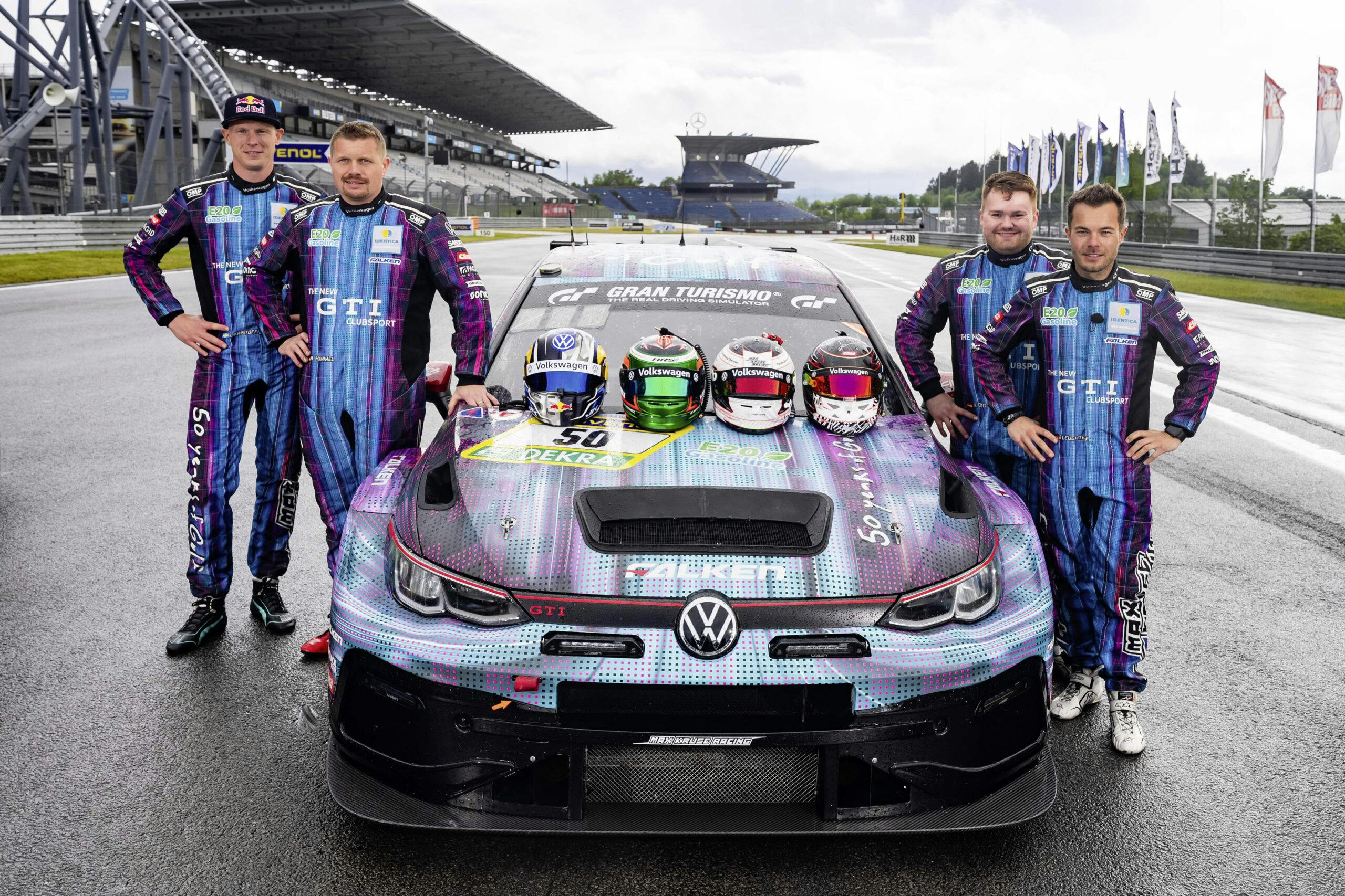 VW 24h Nürburgring 2024 team