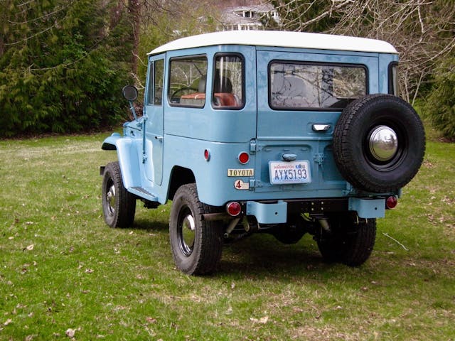 1967 Toyota FJ40 Land Cruiser rear 3/4