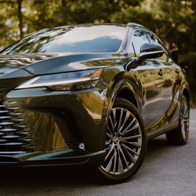 2024 Lexus RX 450h+ exterior front three quarter close-crop