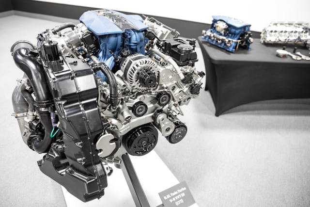 2025 Chevrolet Corvette ZR1 engine LT7 twin turbo