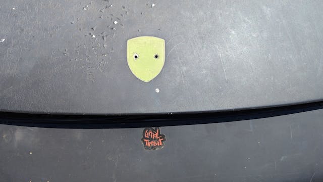 1979 Porsche 928 hood crease