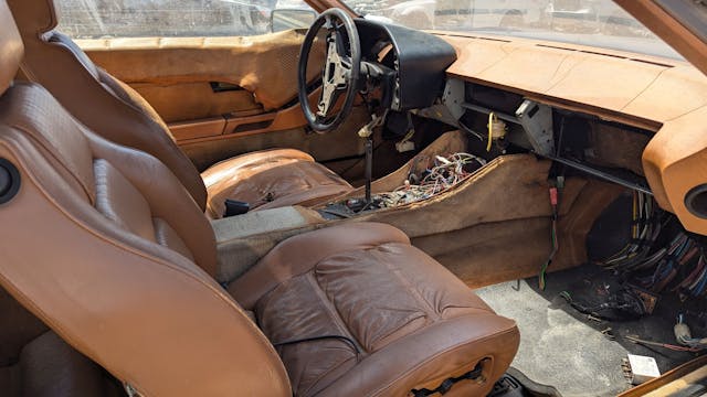 1979 Porsche 928 interior front dash angle