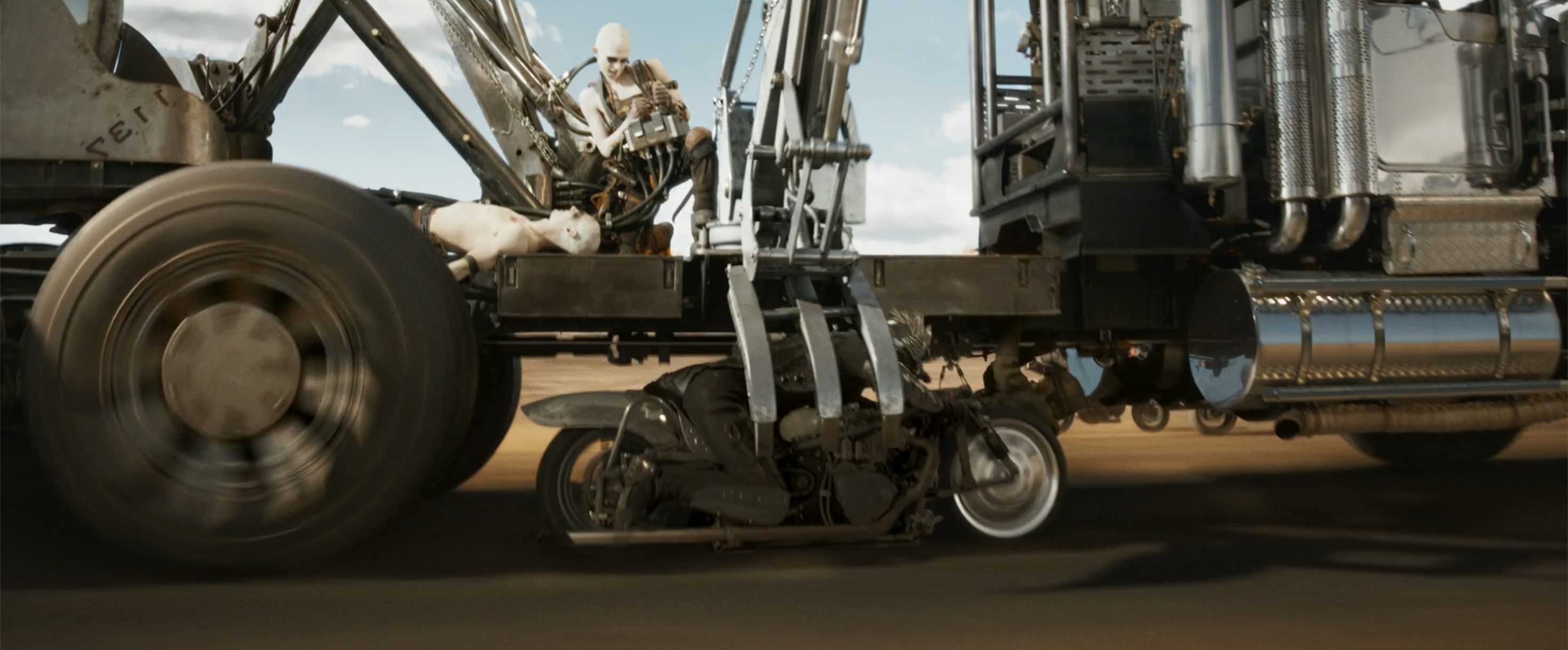 Furiosa Film Cars tanker bike