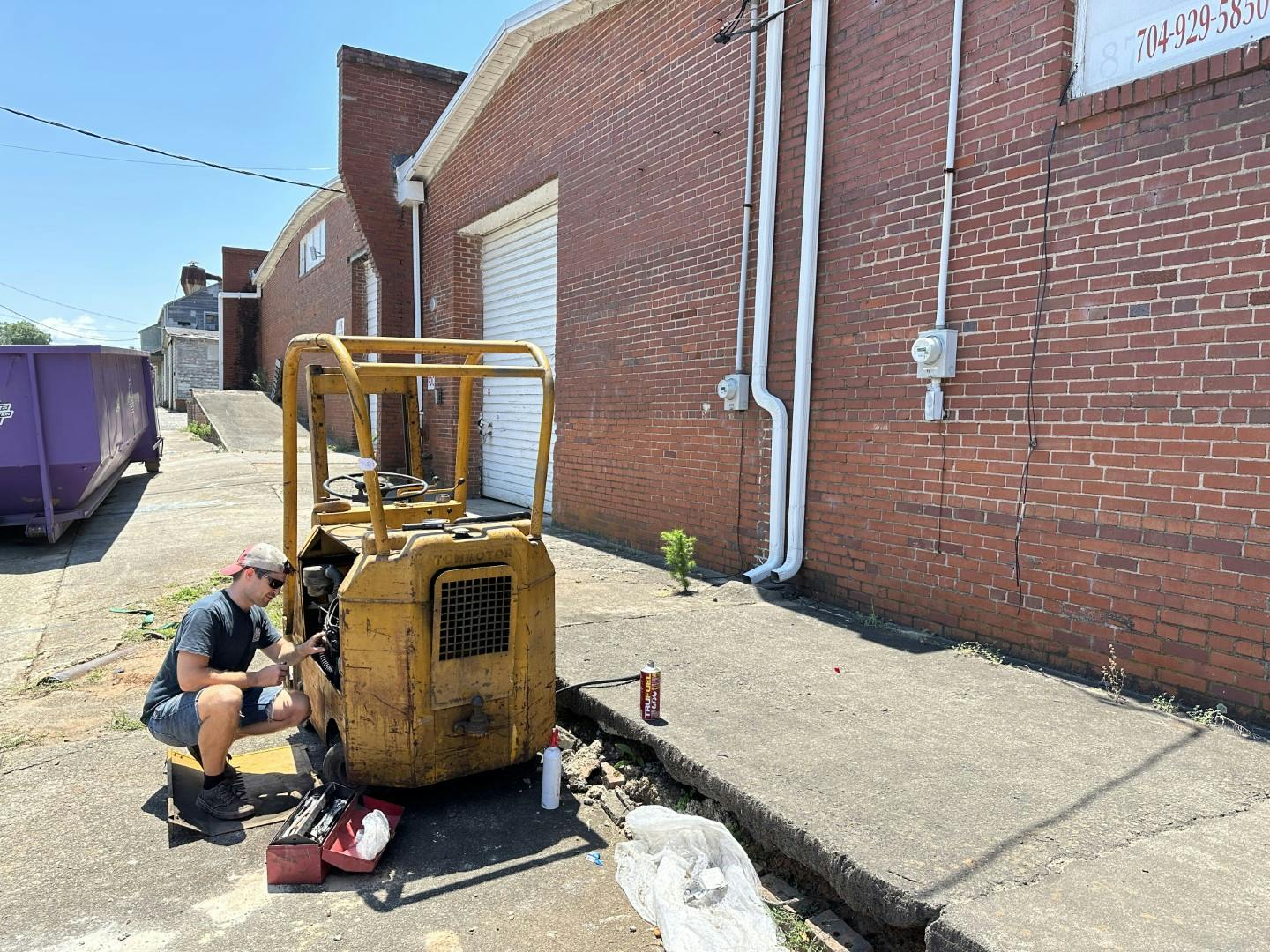 Factory forklift troubleshooting maintenance