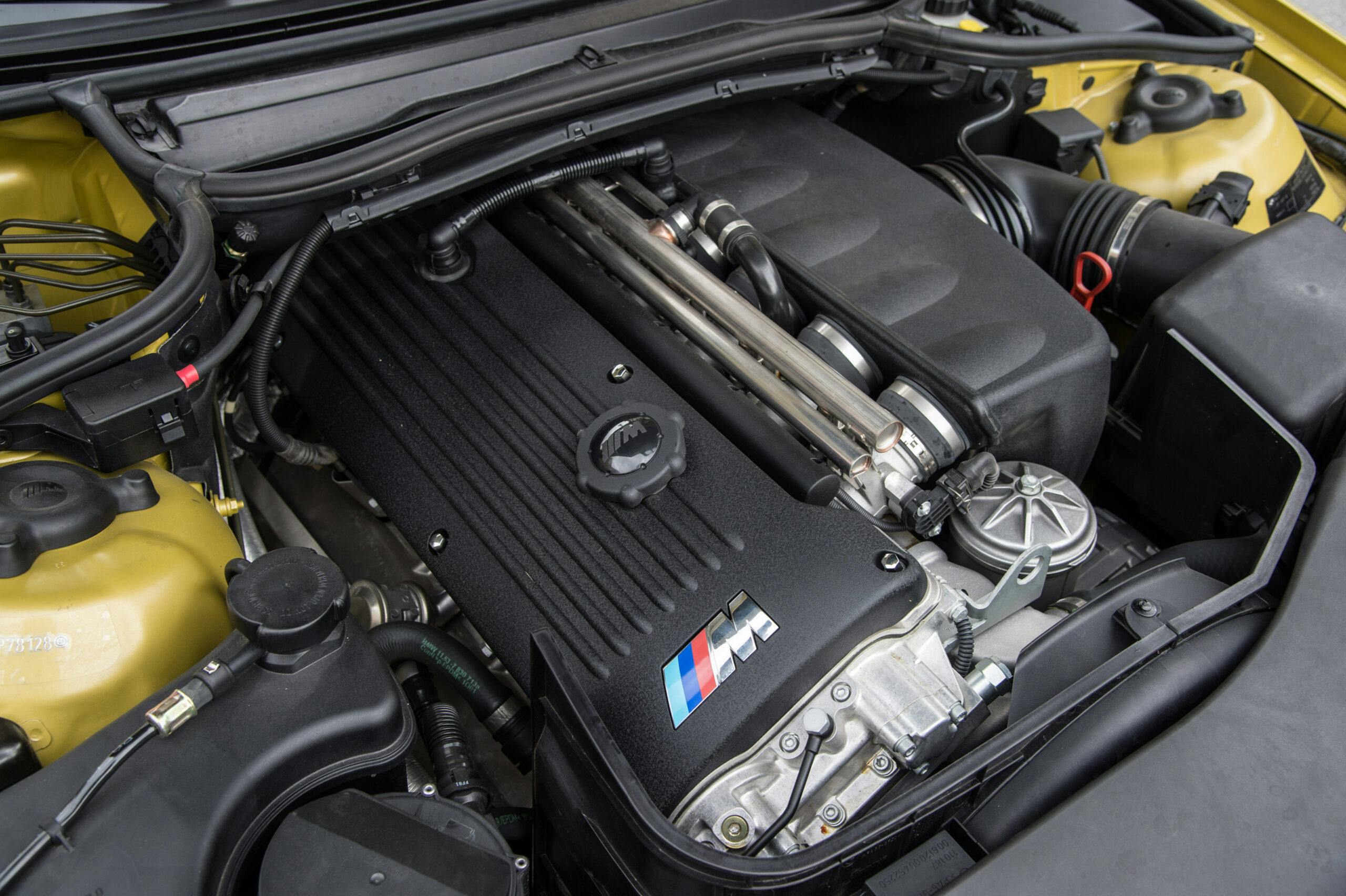 BMW M3 Coupe engine bay