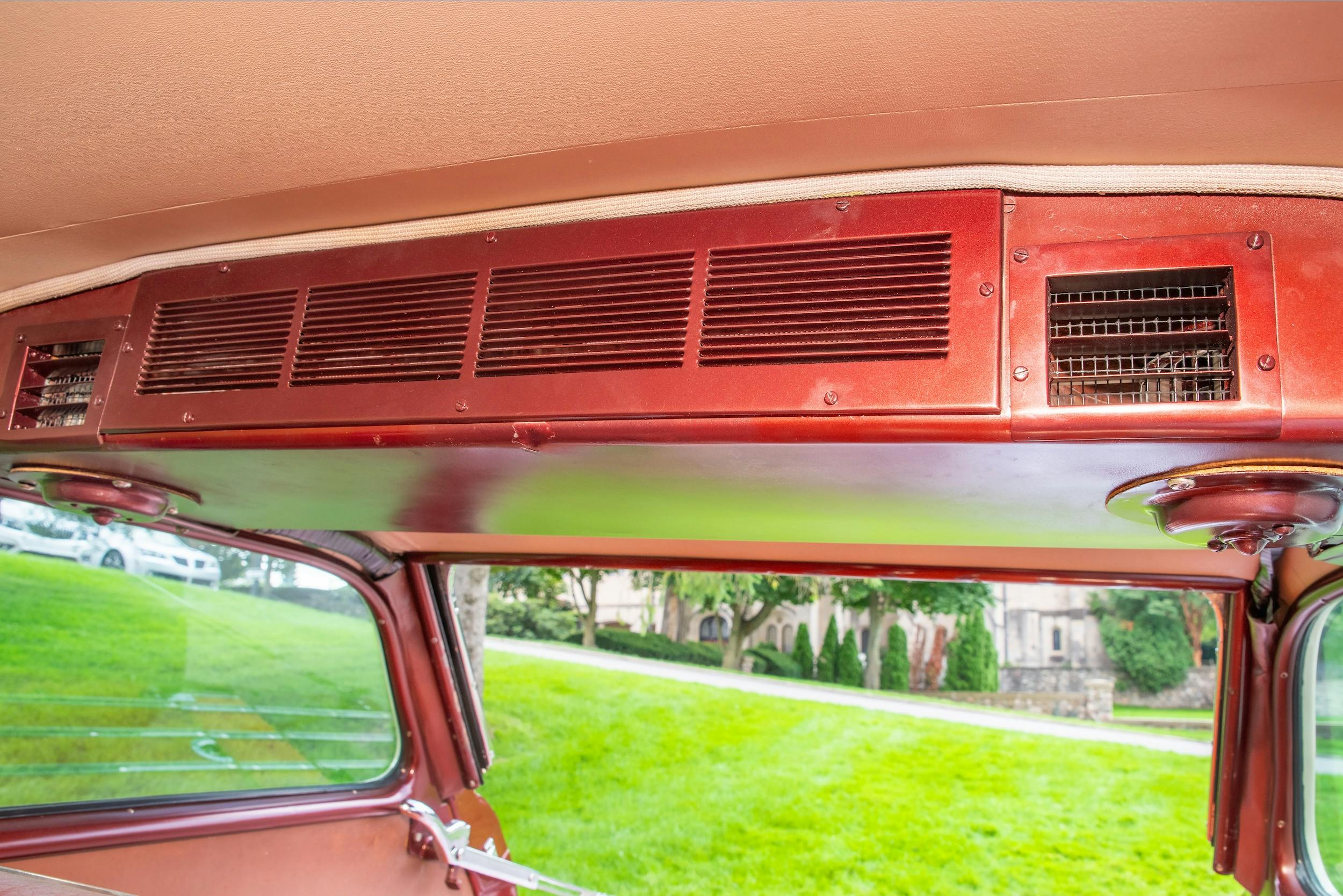 1954 Chrysler Town and Country vent body