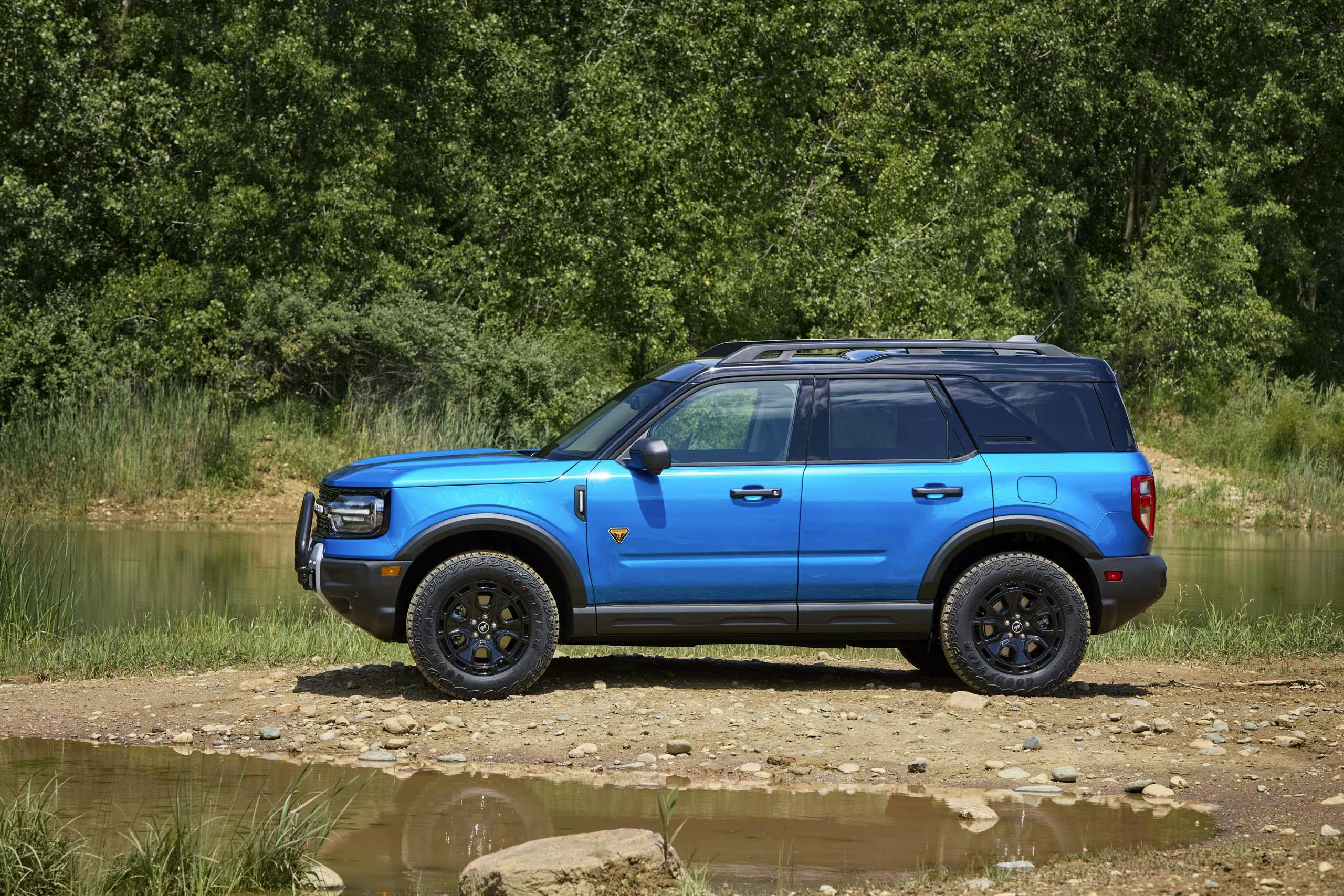 2025 Ford Bronco Sport Sasquatch exterior side profile on side of pond